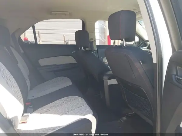 2GNALCEK3H6250916 2017 CHEVROLET EQUINOX - Image 8