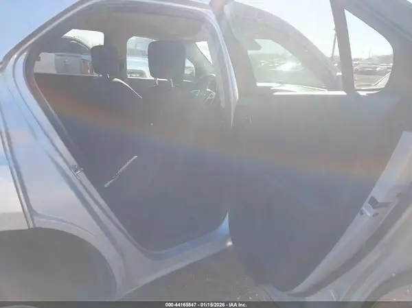 2GNALCEK3H6316851 2017 CHEVROLET EQUINOX - Image 8