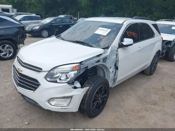 2GNALCEK4H1521902 2017 CHEVROLET EQUINOX - Image 2