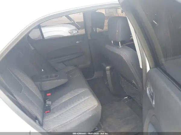 2GNALCEK4H1521902 2017 CHEVROLET EQUINOX - Image 8