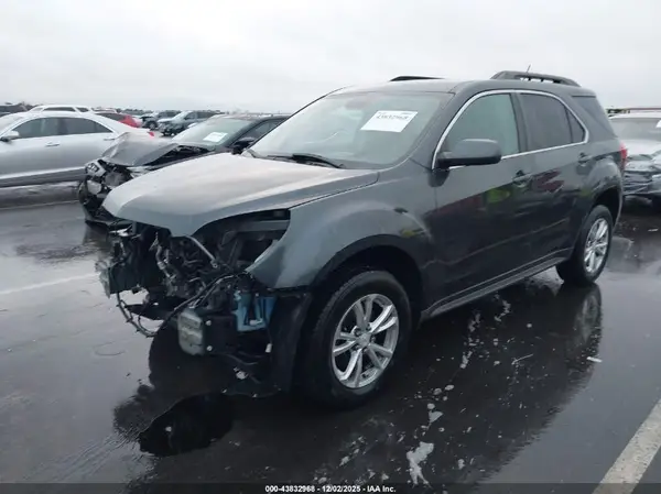 2GNALCEK4H1527523 2017 CHEVROLET EQUINOX - Image 2