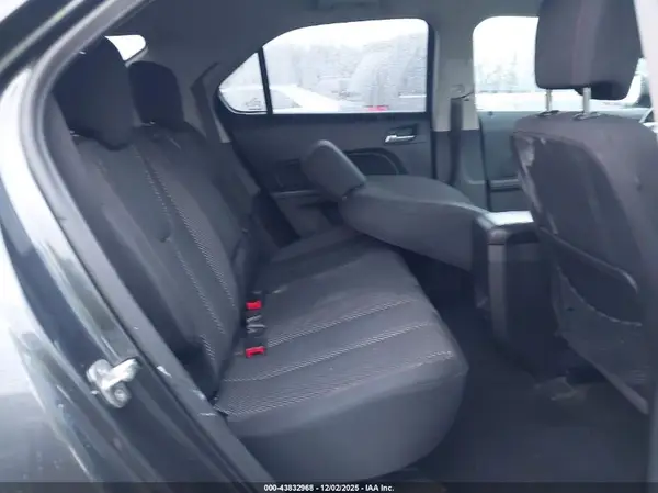 2GNALCEK4H1527523 2017 CHEVROLET EQUINOX - Image 8