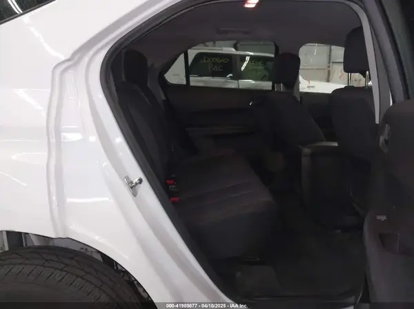 2GNALCEK4H1543608 2017 CHEVROLET EQUINOX - Image 8