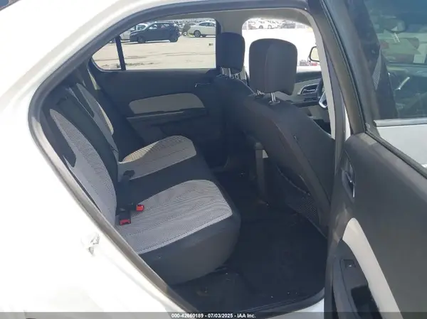 2GNALCEK4H1545665 2017 CHEVROLET EQUINOX - Image 8