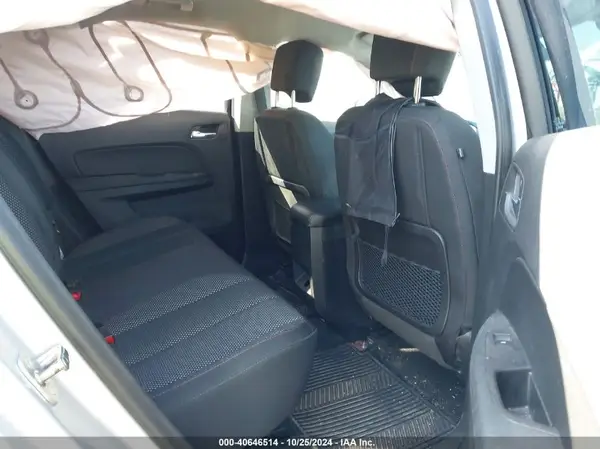 2GNALCEK4H1558545 2017 CHEVROLET EQUINOX - Image 8