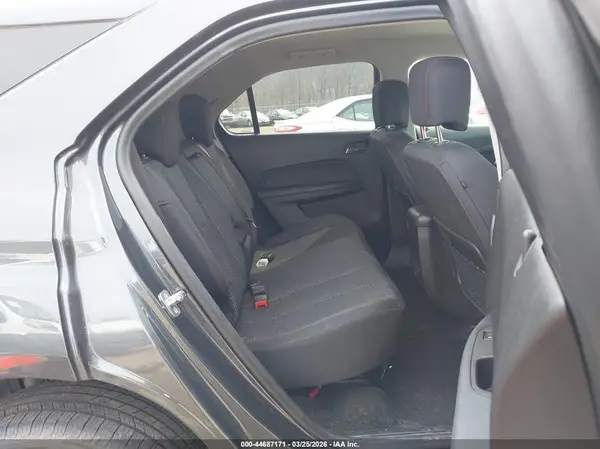 2GNALCEK4H1563700 2017 CHEVROLET EQUINOX - Image 8