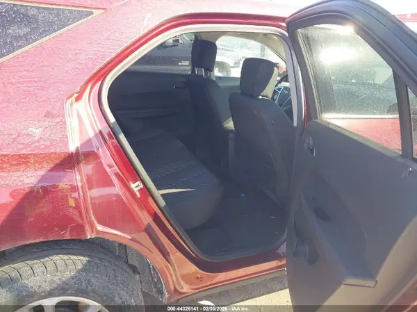 2GNALCEK4H1567052 2017 CHEVROLET EQUINOX - Image 8