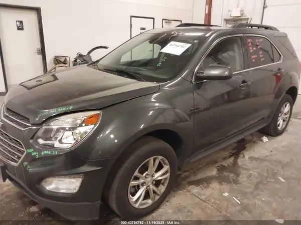 2GNALCEK4H1573160 2017 CHEVROLET EQUINOX - Image 2