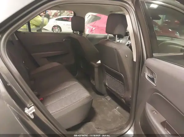 2GNALCEK4H1573160 2017 CHEVROLET EQUINOX - Image 8