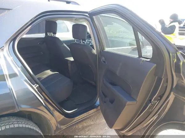 2GNALCEK4H1579959 2017 CHEVROLET EQUINOX - Image 8