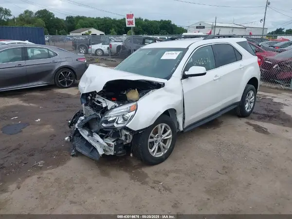 2GNALCEK4H1593148 2017 CHEVROLET EQUINOX - Image 2