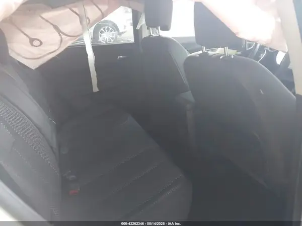2GNALCEK4H1613429 2017 CHEVROLET EQUINOX - Image 8