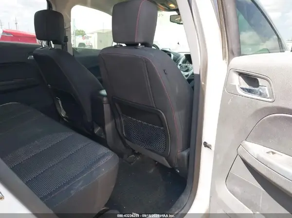 2GNALCEK4H6230707 2017 CHEVROLET EQUINOX - Image 8