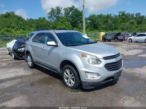 2GNALCEK4H6280443 2017 CHEVROLET EQUINOX - Image 1