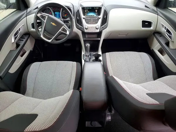 2GNALCEK5H1540121 2017 CHEVROLET EQUINOX - Image 8