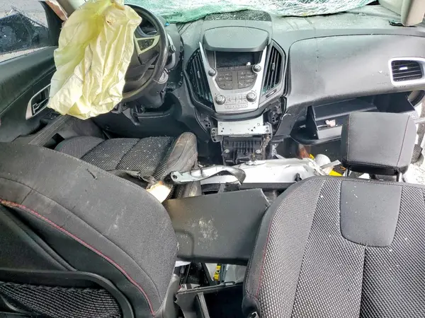 2GNALCEK5H1543701 2017 CHEVROLET EQUINOX - Image 8
