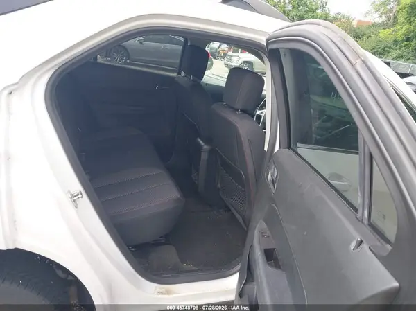2GNALCEK5H1547389 2017 CHEVROLET EQUINOX - Image 8