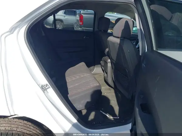 2GNALCEK5H1548848 2017 CHEVROLET EQUINOX - Image 8