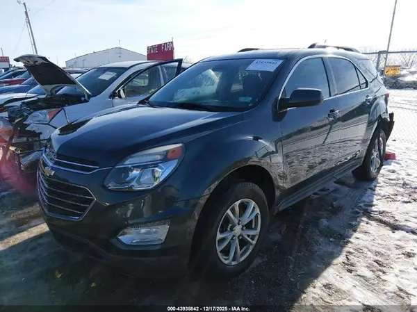 2GNALCEK5H1555900 2017 CHEVROLET EQUINOX - Image 2