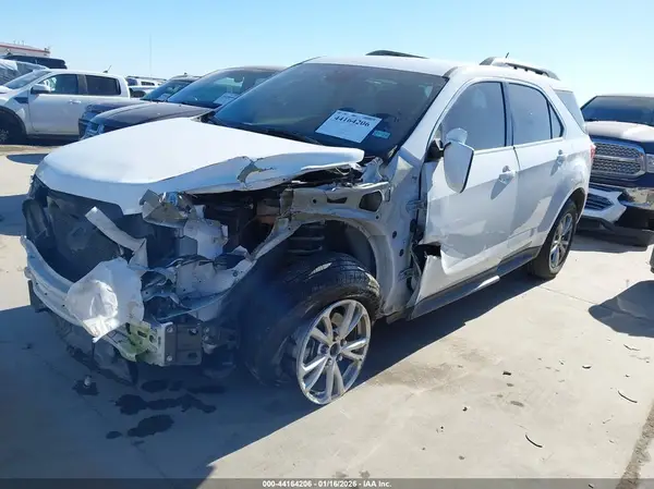 2GNALCEK5H1562975 2017 CHEVROLET EQUINOX - Image 2