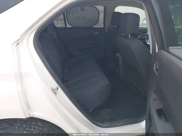 2GNALCEK5H1575709 2017 CHEVROLET EQUINOX - Image 8