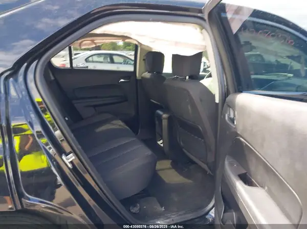 2GNALCEK5H1582725 2017 CHEVROLET EQUINOX - Image 8