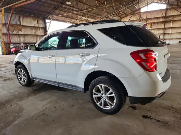 2GNALCEK5H1583115 2017 CHEVROLET EQUINOX - Image 2