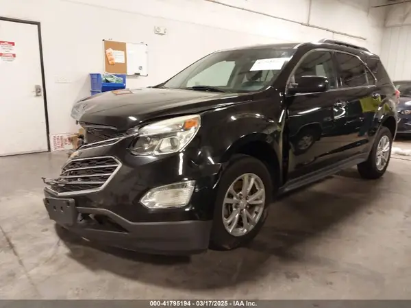 2GNALCEK5H1589559 2017 CHEVROLET EQUINOX - Image 2