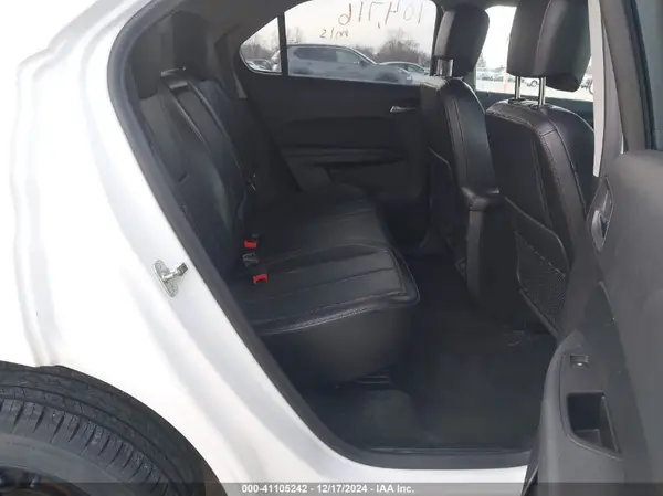 2GNALCEK5H6155130 2017 CHEVROLET EQUINOX - Image 8
