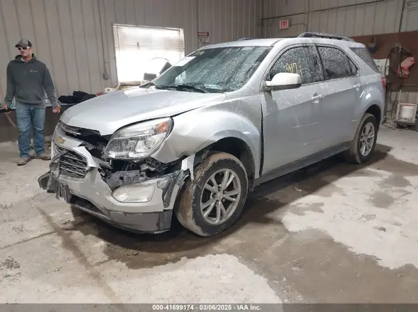 2GNALCEK5H6159999 2017 CHEVROLET EQUINOX - Image 2