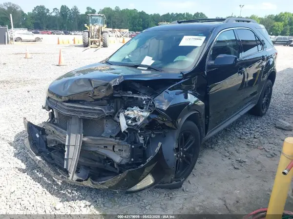 2GNALCEK5H6257219 2017 CHEVROLET EQUINOX - Image 2