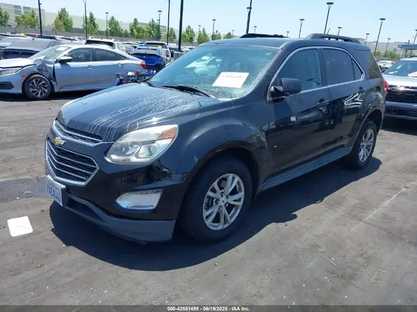 2GNALCEK5H6295064 2017 CHEVROLET EQUINOX - Image 2