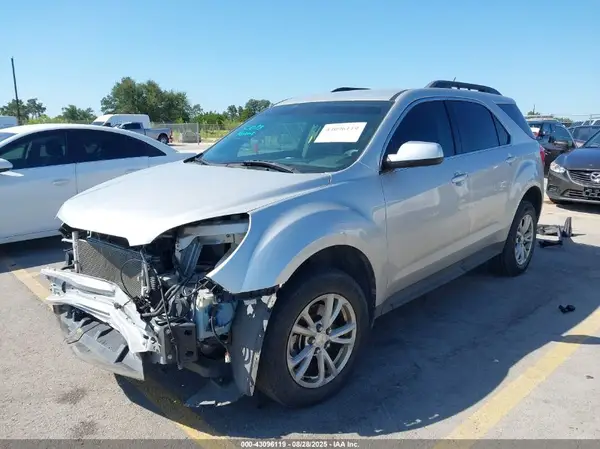 2GNALCEK6H1500419 2017 CHEVROLET EQUINOX - Image 2