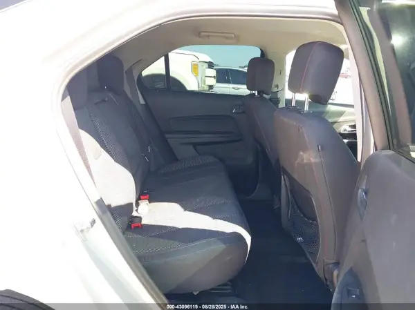 2GNALCEK6H1500419 2017 CHEVROLET EQUINOX - Image 8