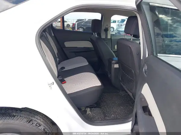 2GNALCEK6H1510500 2017 CHEVROLET EQUINOX - Image 8