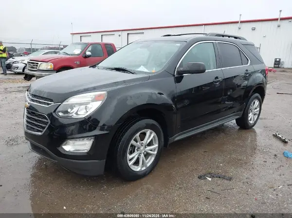 2GNALCEK6H1521626 2017 CHEVROLET EQUINOX - Image 2