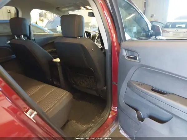 2GNALCEK6H1535980 2017 CHEVROLET EQUINOX - Image 8