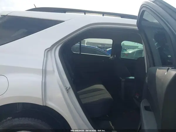 2GNALCEK6H1543576 2017 CHEVROLET EQUINOX - Image 8