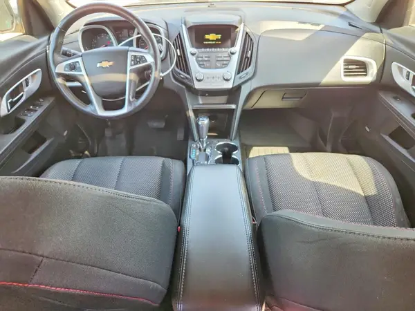 2GNALCEK6H1555100 2017 CHEVROLET EQUINOX - Image 8