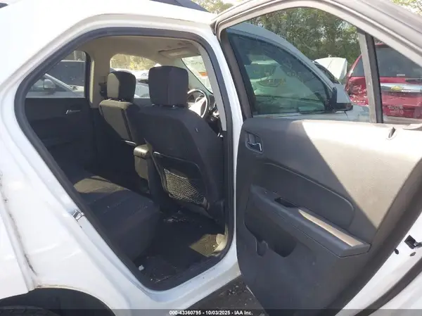 2GNALCEK6H1569031 2017 CHEVROLET EQUINOX - Image 8