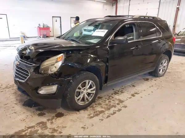 2GNALCEK6H1570311 2017 CHEVROLET EQUINOX - Image 2