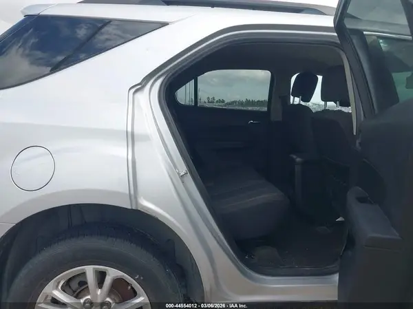2GNALCEK6H1579834 2017 CHEVROLET EQUINOX - Image 8