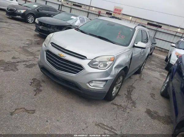 2GNALCEK6H1598805 2017 CHEVROLET EQUINOX - Image 2
