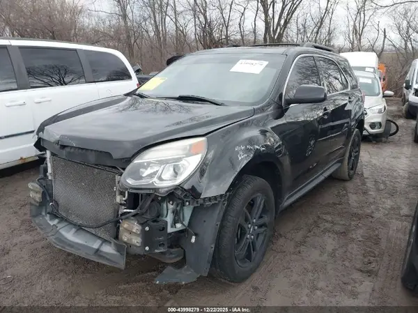 2GNALCEK6H6176844 2017 CHEVROLET EQUINOX - Image 2