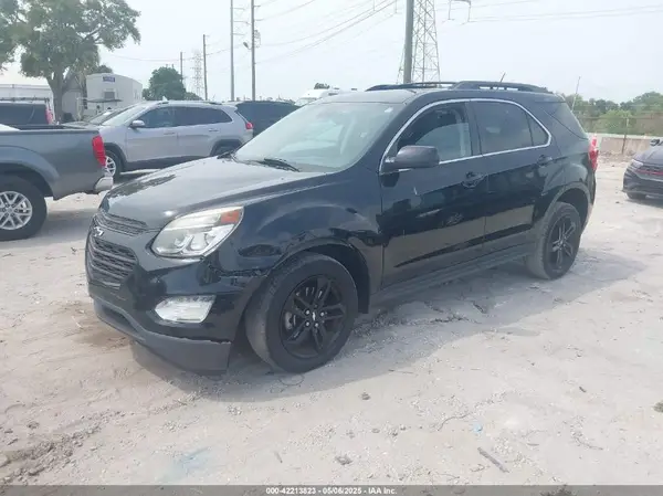 2GNALCEK6H6195765 2017 CHEVROLET EQUINOX - Image 2