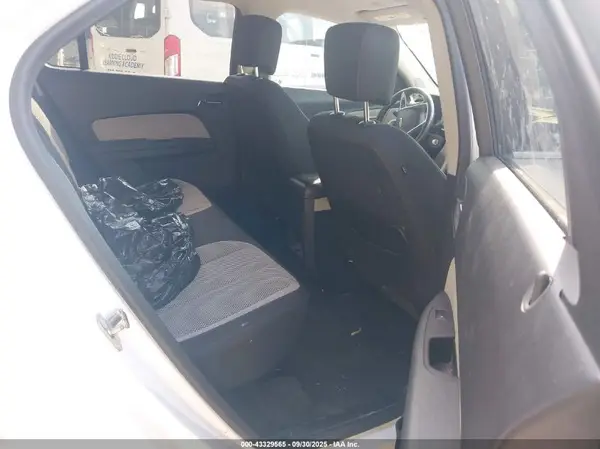 2GNALCEK6H6209938 2017 CHEVROLET EQUINOX - Image 8