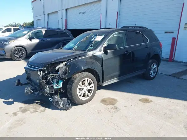 2GNALCEK6H6220275 2017 CHEVROLET EQUINOX - Image 2