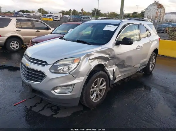 2GNALCEK6H6313507 2017 CHEVROLET EQUINOX - Image 2