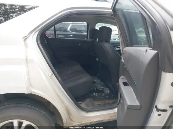 2GNALCEK6H6317413 2017 CHEVROLET EQUINOX - Image 8