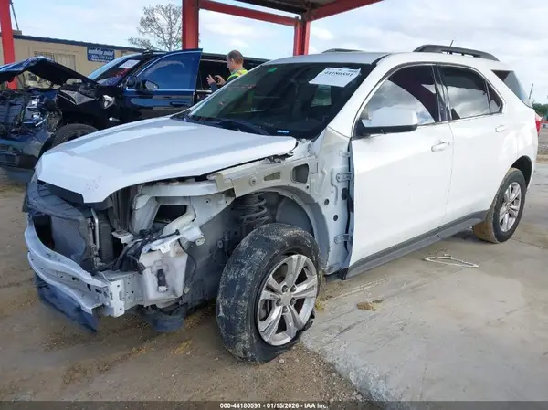 2GNALCEK7G6279902 2016 CHEVROLET EQUINOX - Image 2